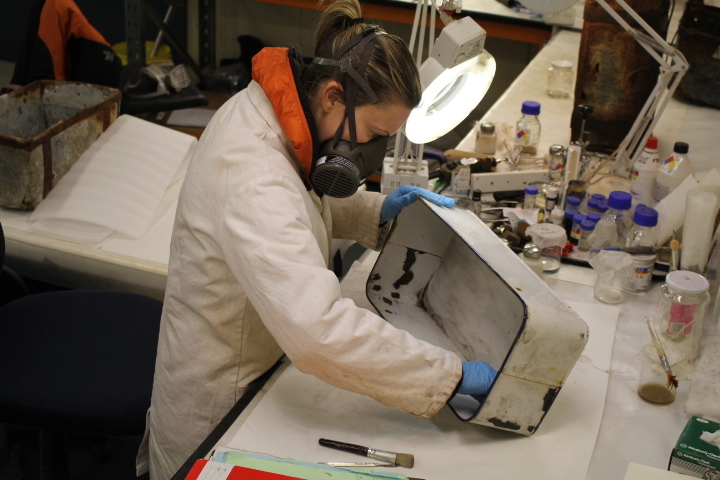 2014 AHT winter conservators at work - Stefanie White treating enamel dish (002)