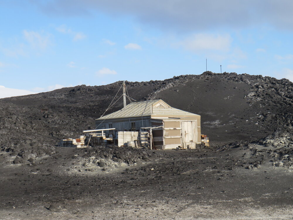 2022 Shackleton's 'Nimrod' hut and environs, Cape Royds (003)