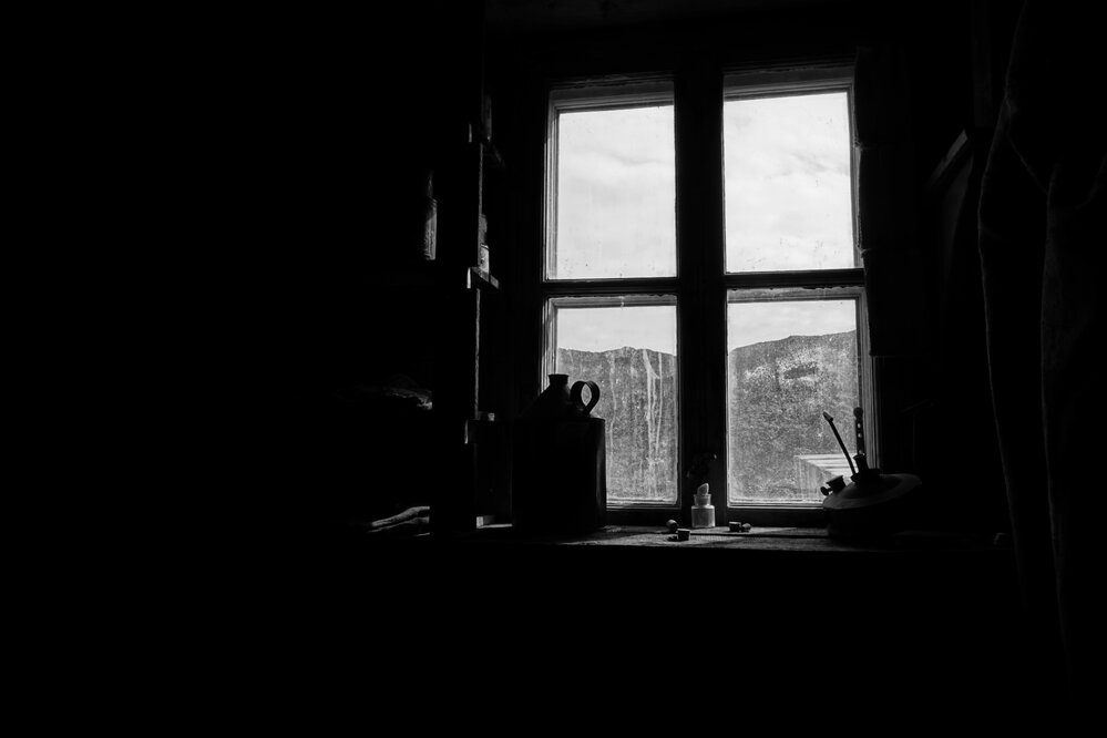 2022 Shackleton's 'Nimrod' hut interior, Main Room, North wall window, W2 (001)