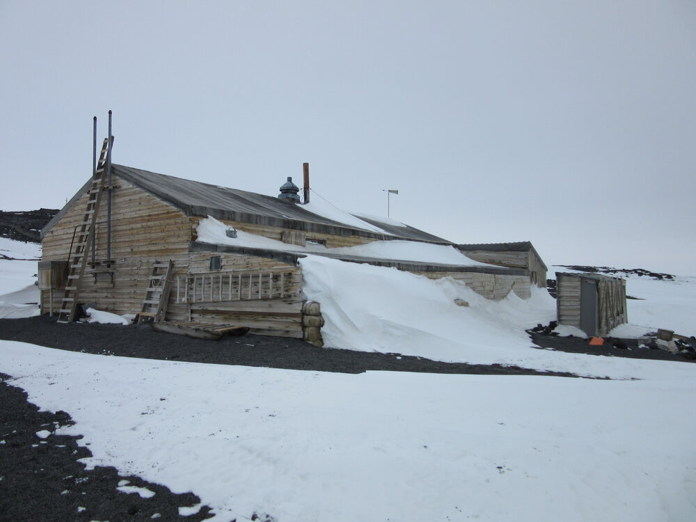 2015-16 Scott's 'Terra Nova' hut inspection, exterior (001)