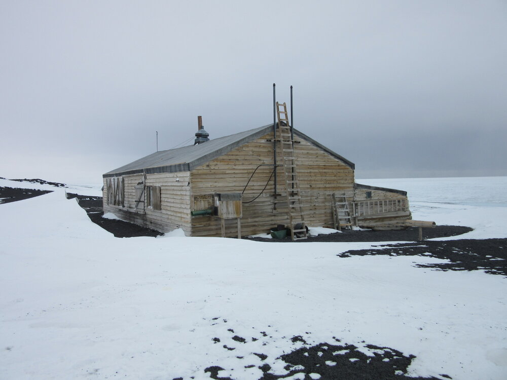 2015-16 Scott's 'Terra Nova' hut inspection, exterior (005)
