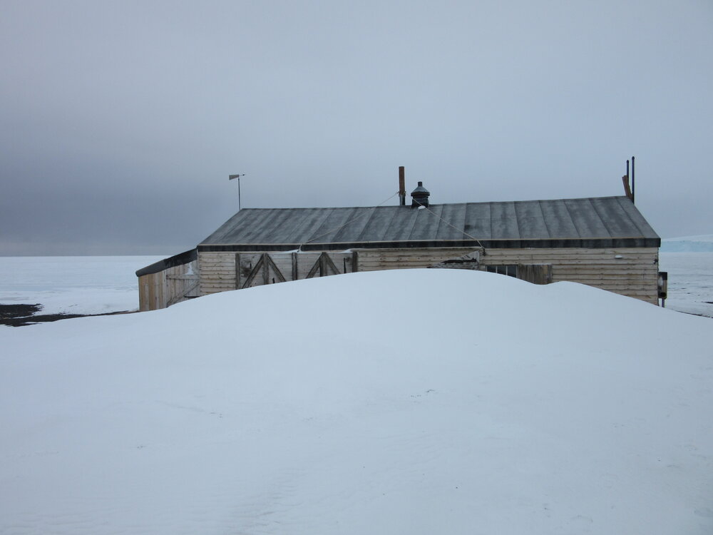 2015-16 Scott's 'Terra Nova' hut inspection, exterior (008)