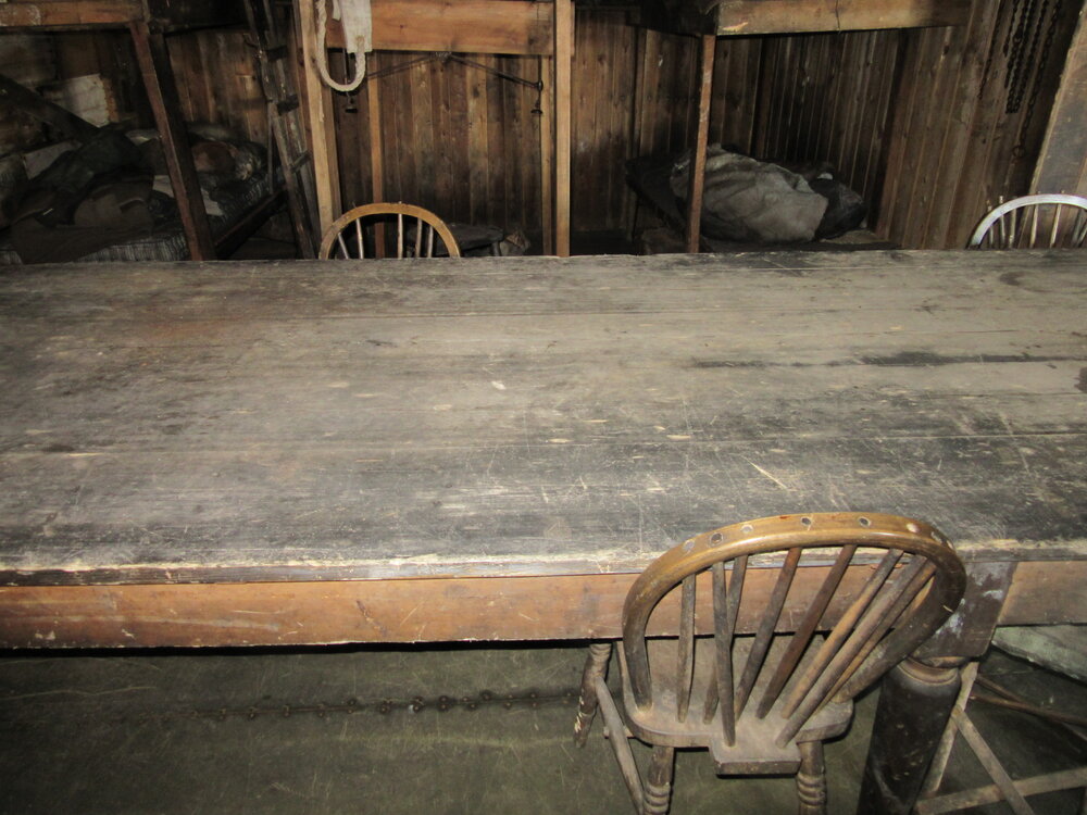 2015-16 Wardroom table and chairs, Scott's 'Terra Nova' hut (002)