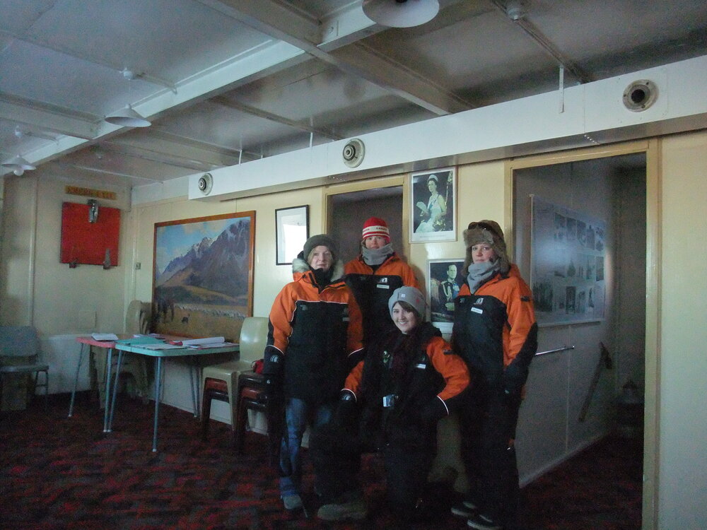 AHT K172 winter conservation team (001)