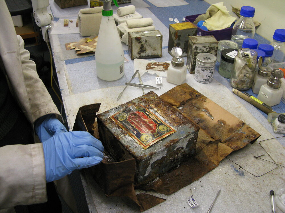 Treating Griffiths McAllister tin (004)