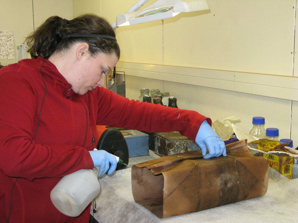 Reapplying Griffiths McAllister tin wrapper (002)
