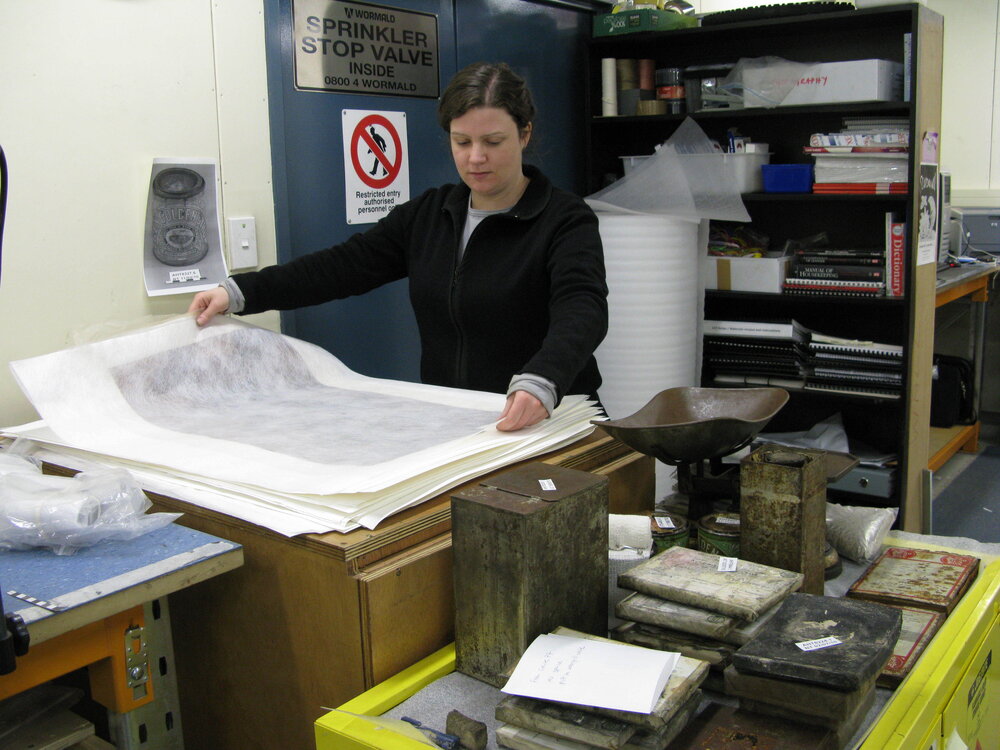 Treating Griffiths McAllister tin wrapper (034)