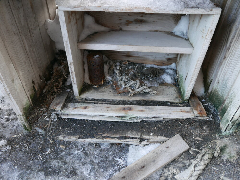 2018-19 Latrine outside Shackleton's 'Nimrod' hut at Cape Royds