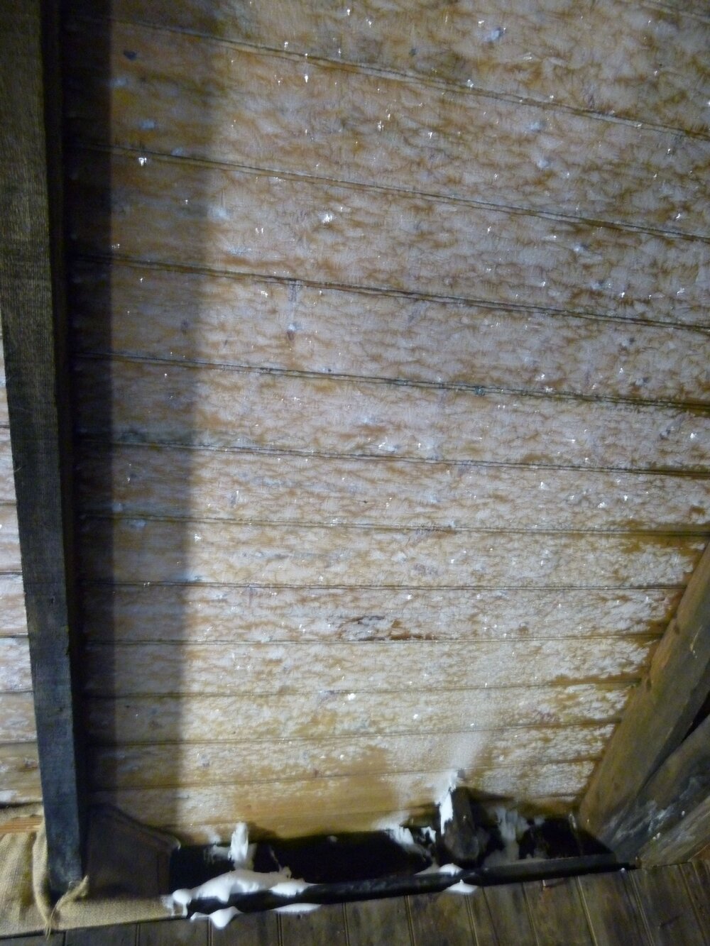 Ice ingress in Scott's 'Discovery' hut