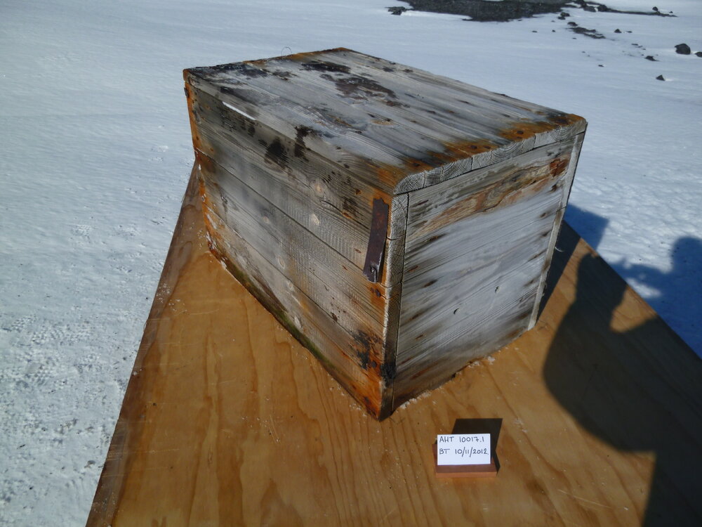 Provision box, Cape Evans (002)