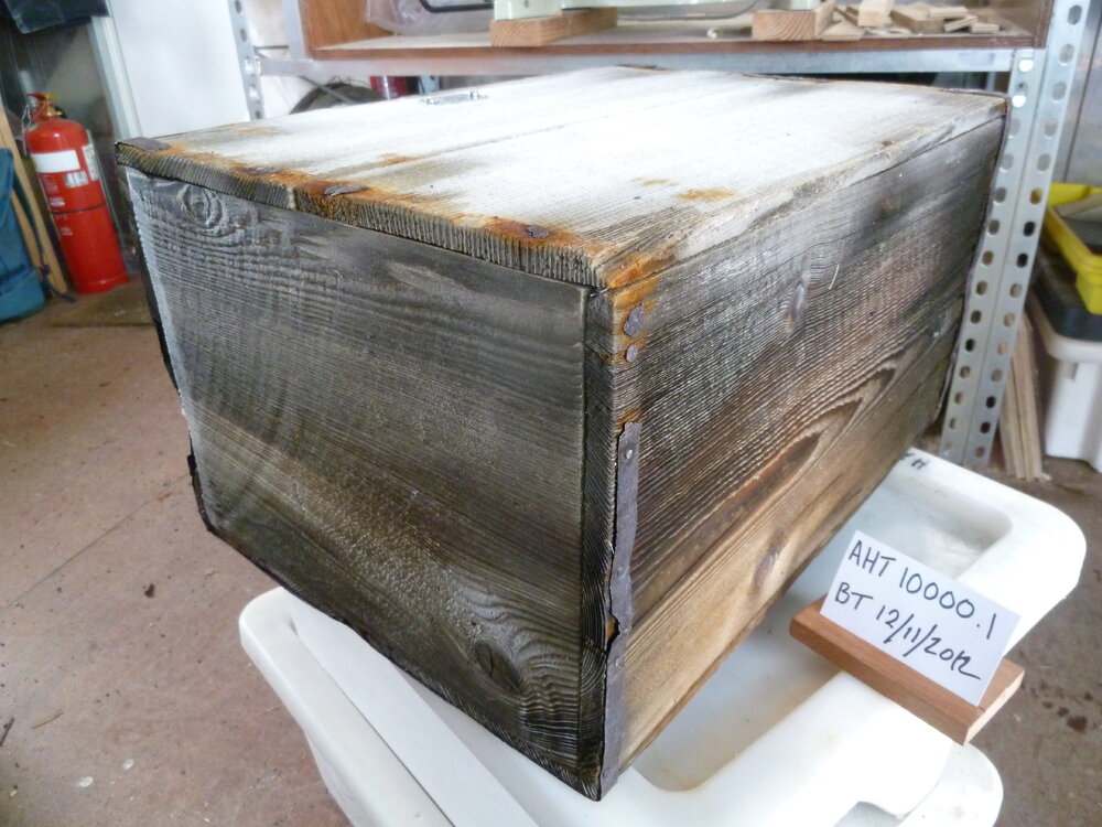 Fuel box, before treatment (001)