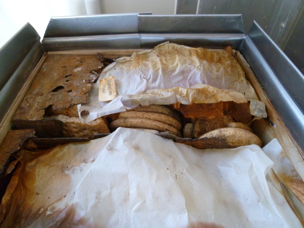 Rehousing artefacts (001)