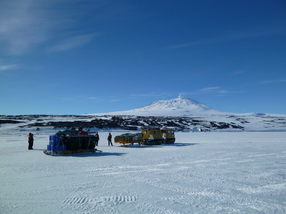 H&auml;gglunds and equipment, Cape Royds