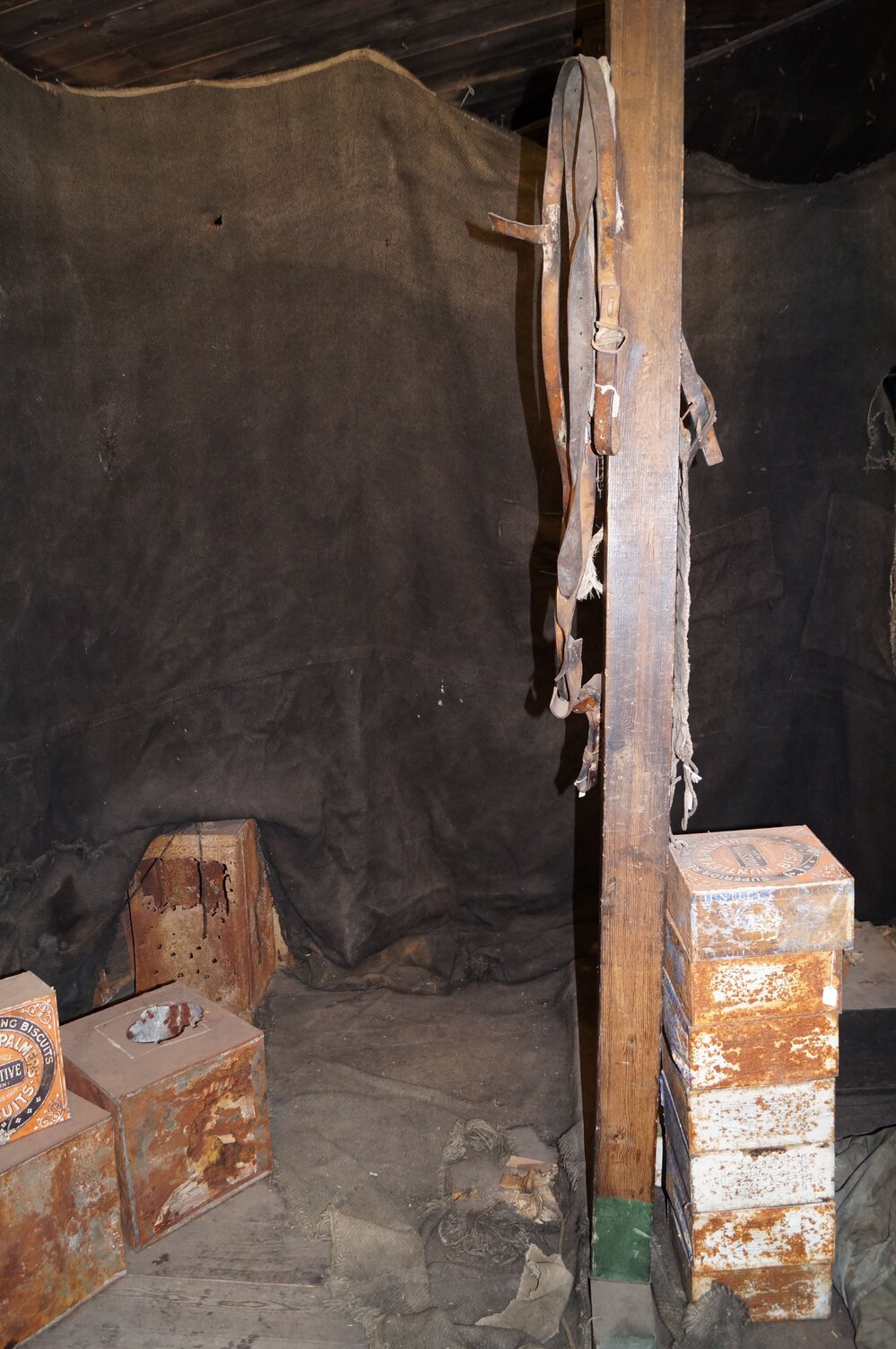 Food tins, Scott's 'Discovery' hut