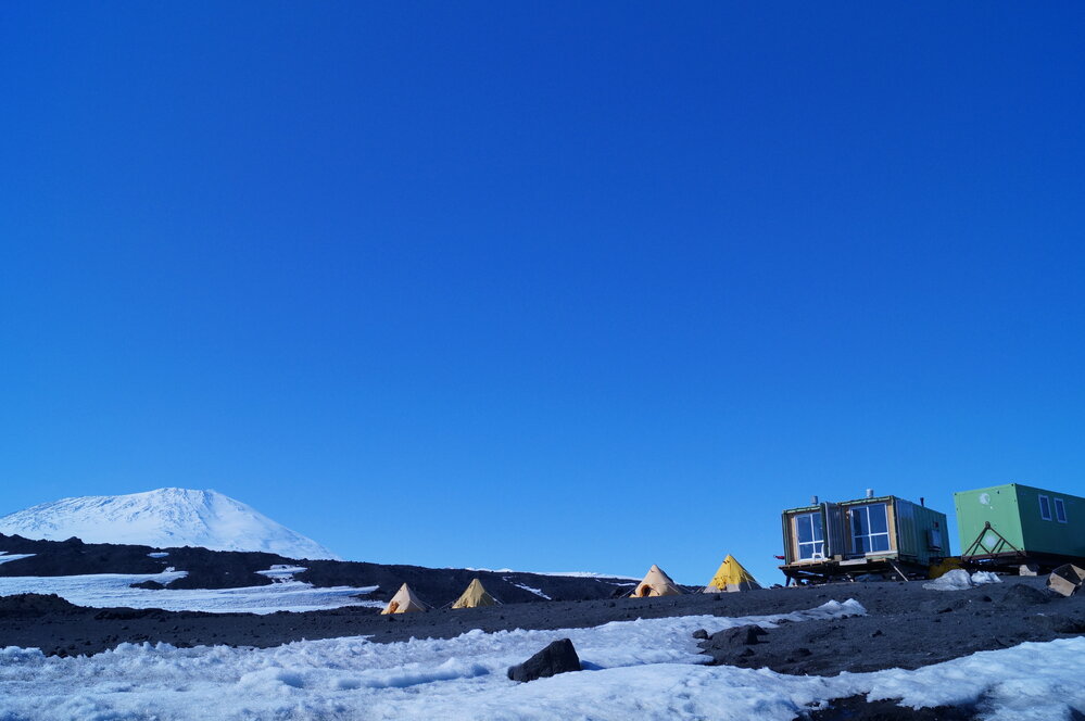 Mount Erebus and field camp (003)