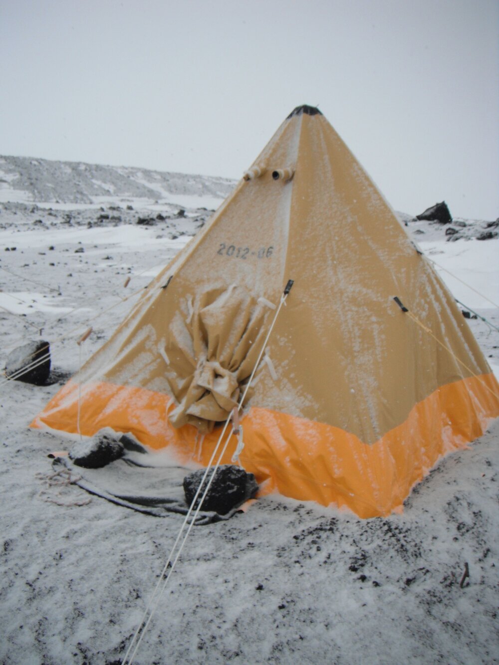 Scott Polar tent at Cape Evans (001)