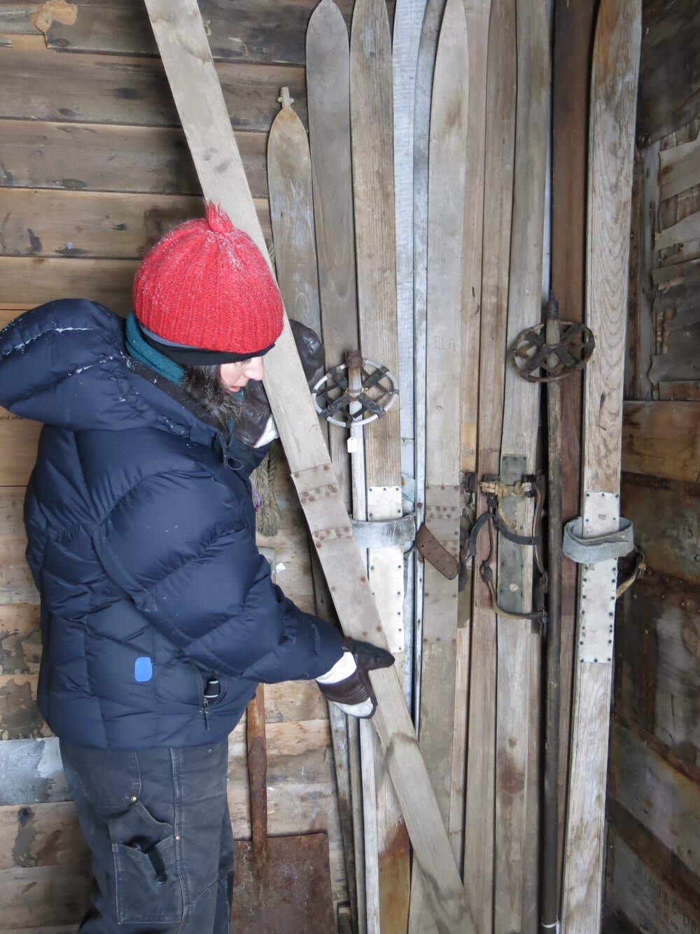 2013-14 Lizzie Meek returning Edward Atkinson's skis, Cape Evans (001)