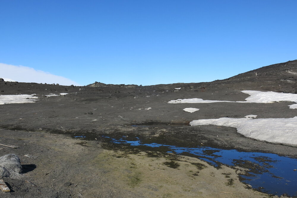 2013-14 Meltwater behind Scott's 'Terra Nova' hut, Cape Evans (001)