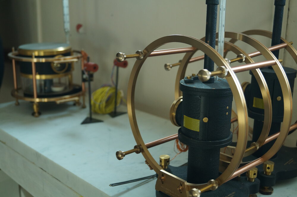 2013-14 Magnetic instruments inside Hillary's TAE/IGY hut, Pram Point