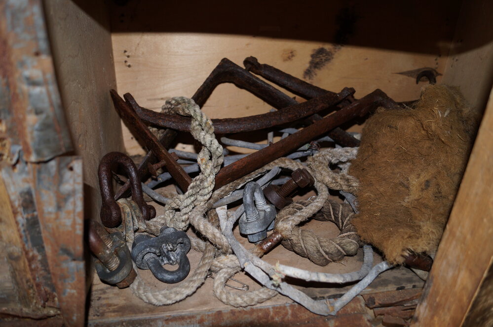 Artefact location plan, corridor in Shackleton's 'Nimrod' hut (007)
