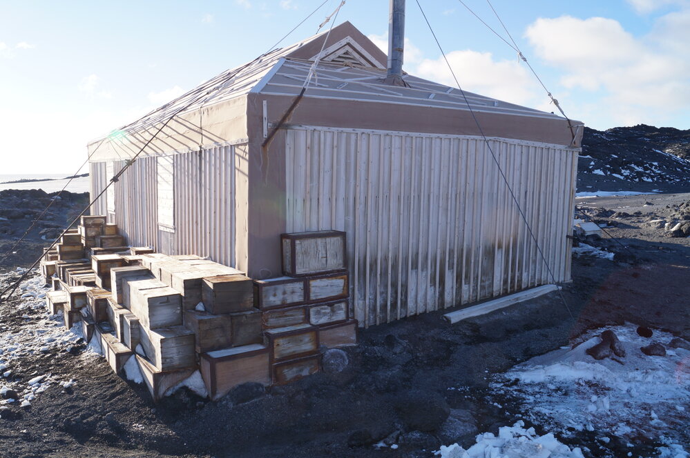 Shackleton's 'Nimrod' hut, southeast elevation