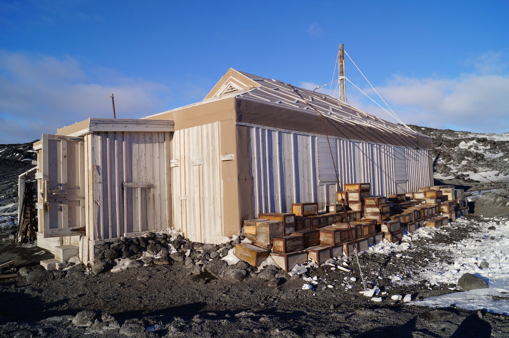Shackleton's 'Nimrod' hut, southwest aspect