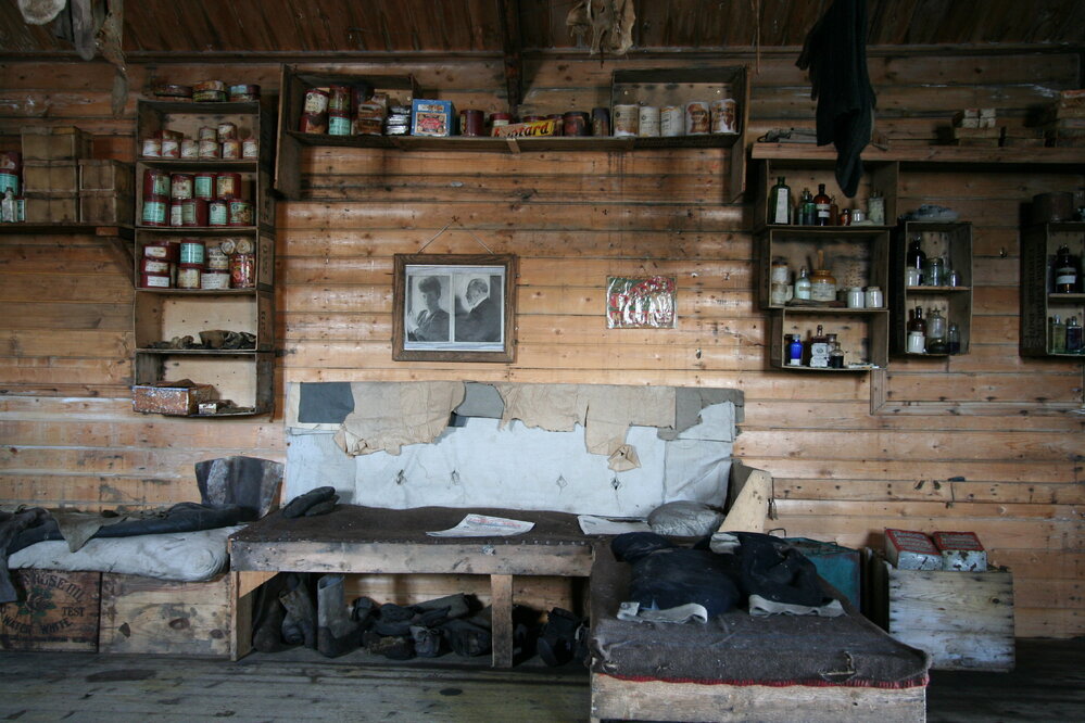 2012-13 Shackleton's 'Nimrod' hut inspection, interior
