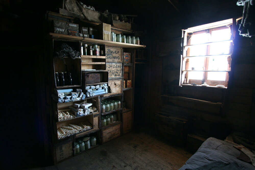 2012-13 Shackleton's 'Nimrod' hut inspection, interior (004)