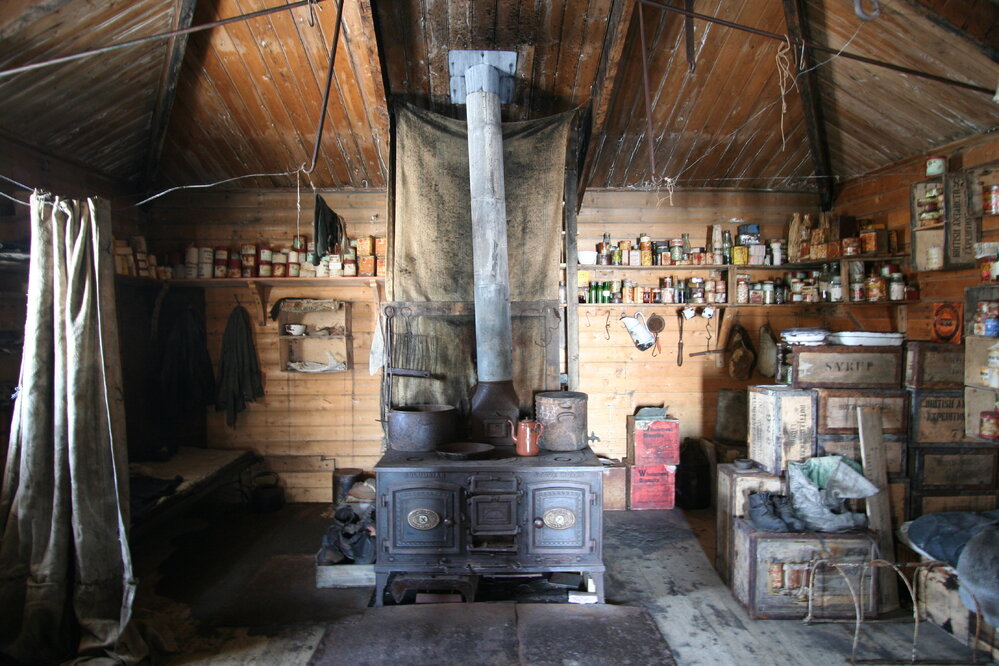 2012-13 Shackleton's 'Nimrod' hut inspection, interior (010)