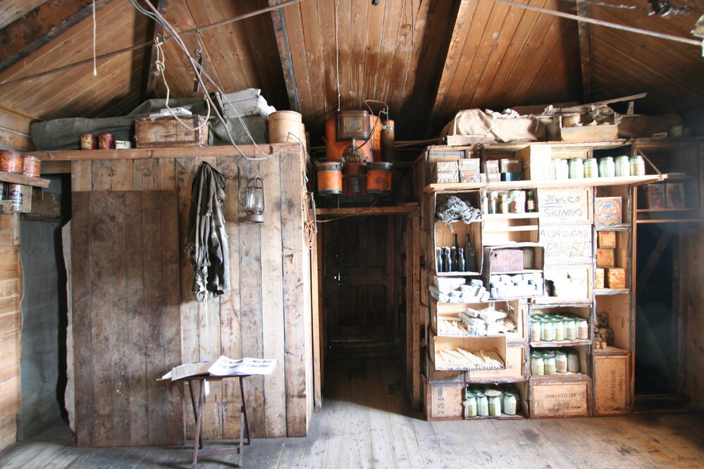 2012-13 Shackleton's 'Nimrod' hut inspection, interior (011)
