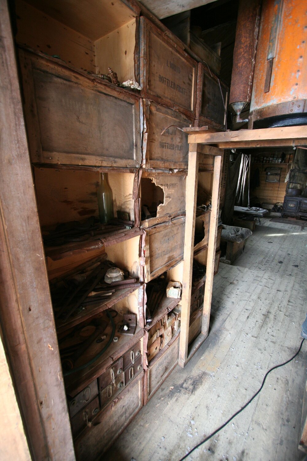 2012-13 Shackleton's 'Nimrod' hut inspection, interior (023)