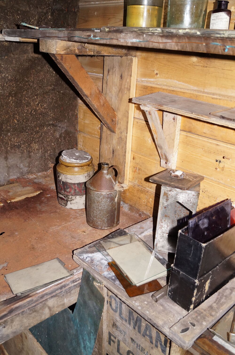 Artefacts in Darkroom, Shackleton's 'Nimrod' hut