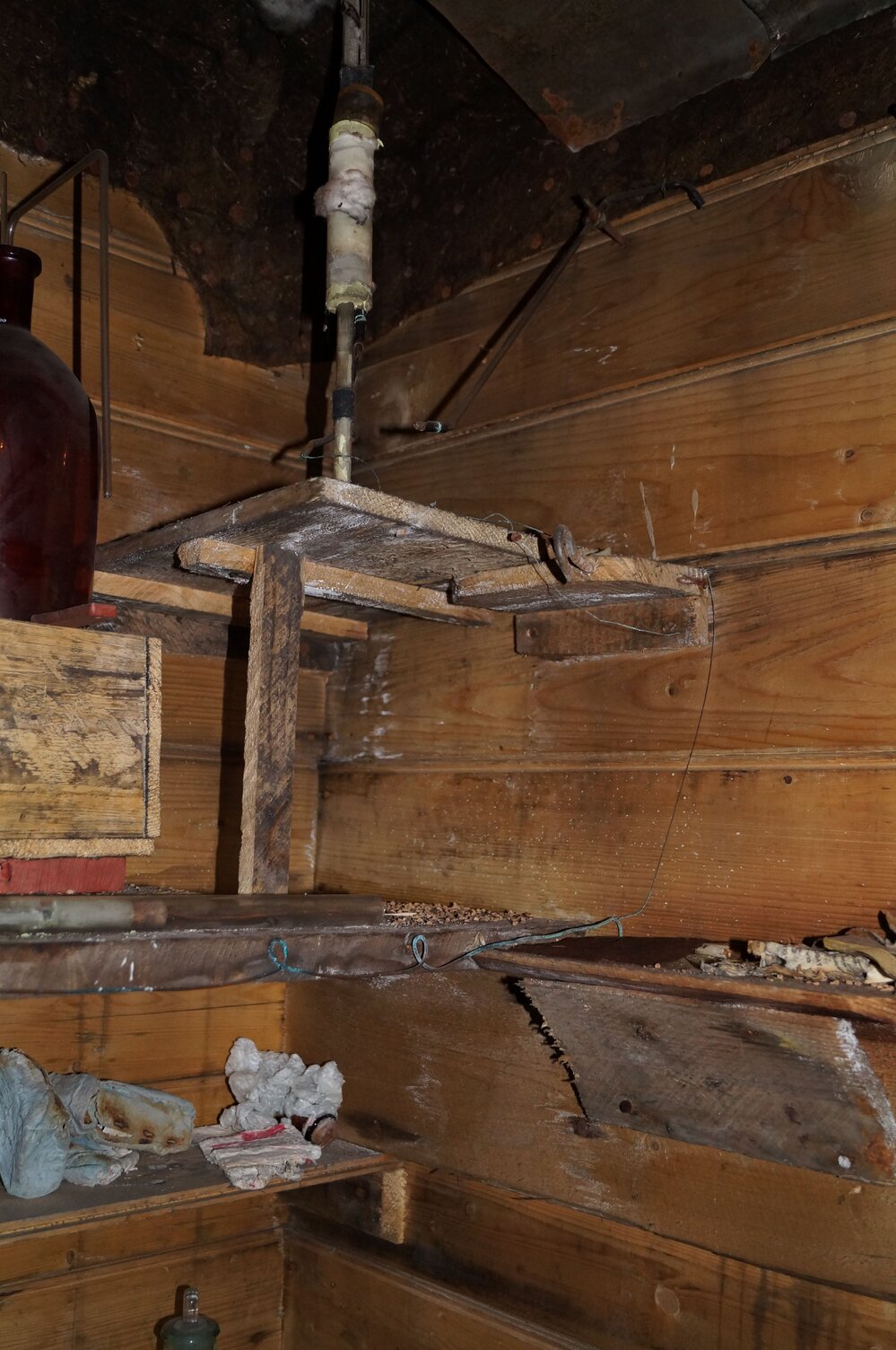 Shelving in Darkroom, Shackleton's 'Nimrod' hut 