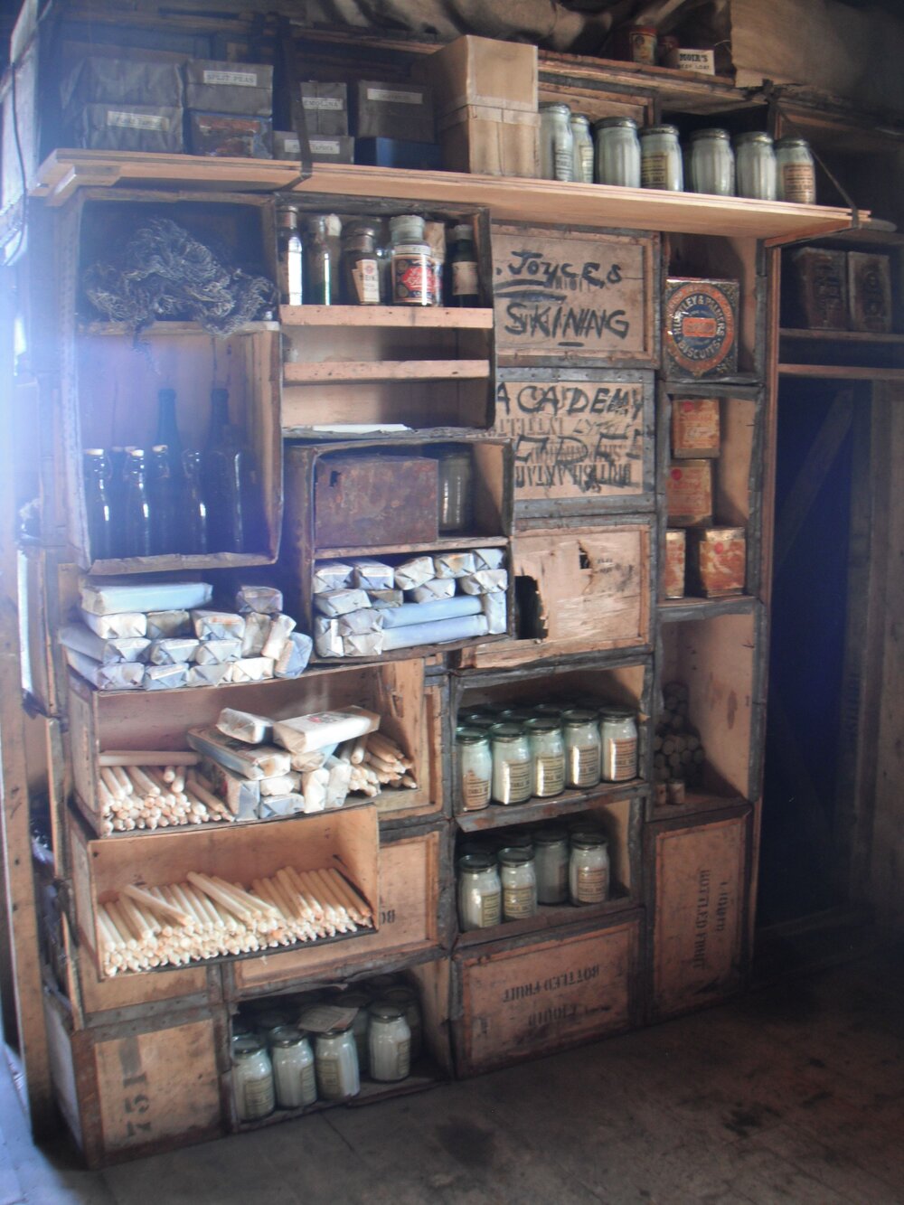 Venesta case shelving, Shackleton's 'Nimrod' hut