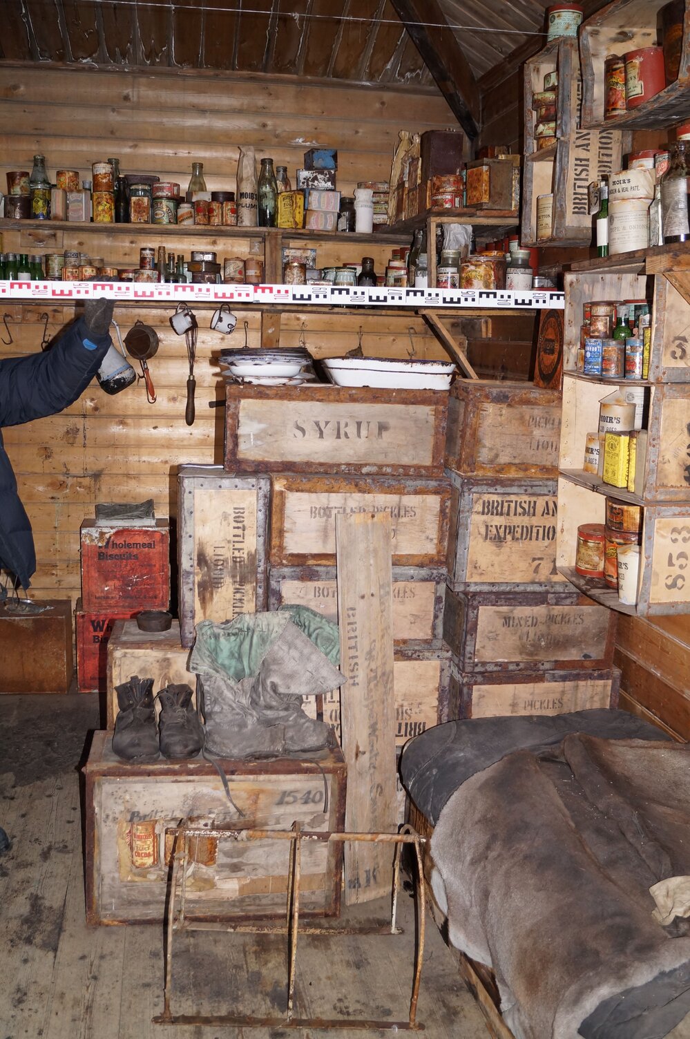 2012-13 Shackleton's 'Nimrod' hut survey, interior (049)