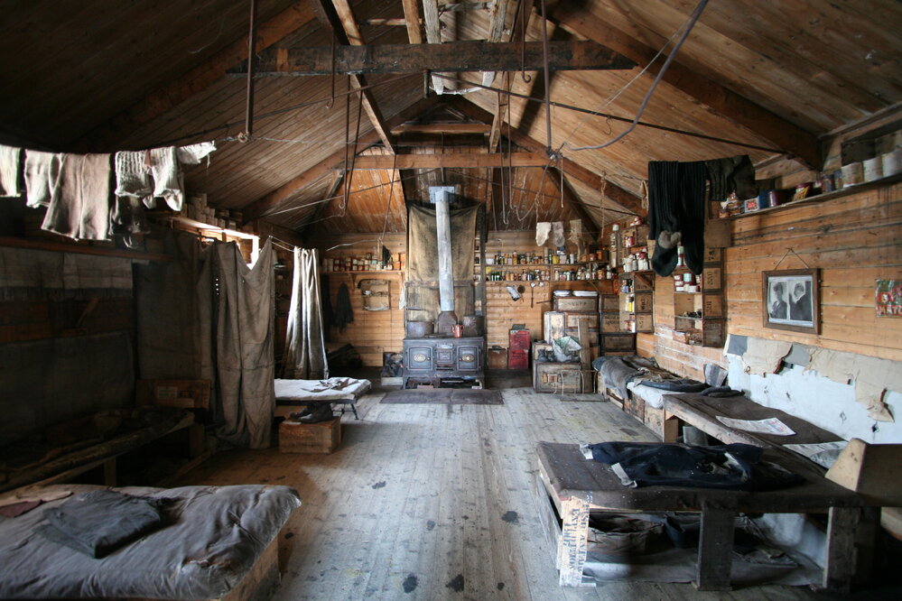 Wide angle of Shackleton's 'Nimrod' hut
