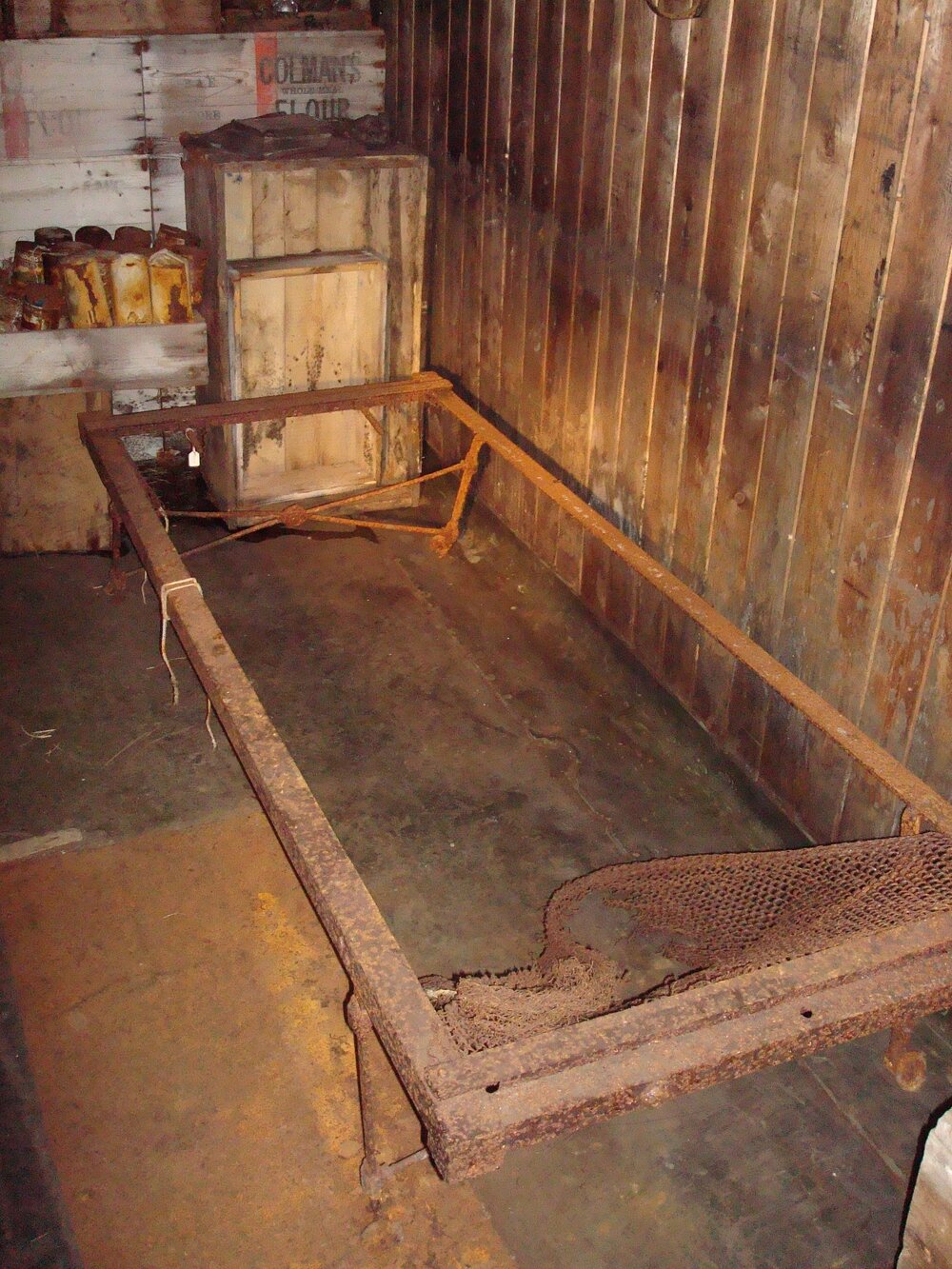 Bed frame, Scott's 'Terra Nova' Hut 