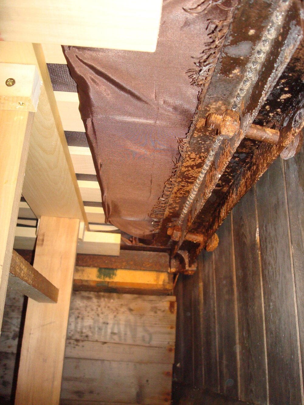 Bed frame, Scott's 'Terra Nova' Hut (001)