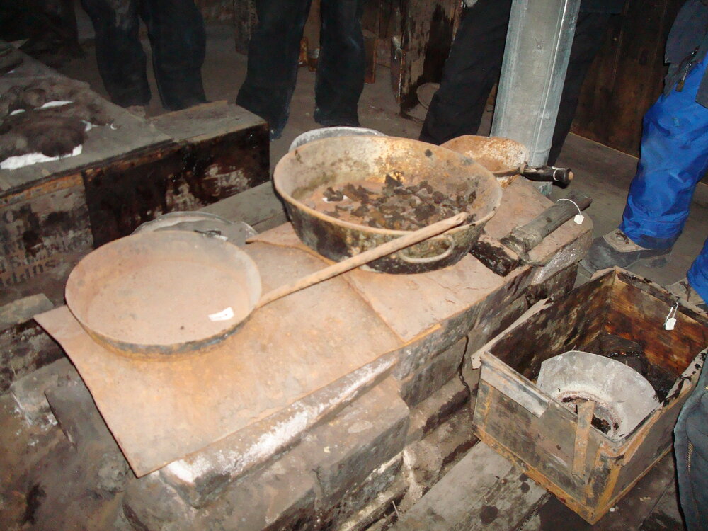 Blubber stove in Scott's 'Discovery' Hut