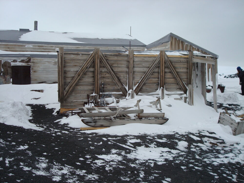 Latrine and north side of Scott's&nbsp;'Terra Nova'&nbsp;Hut