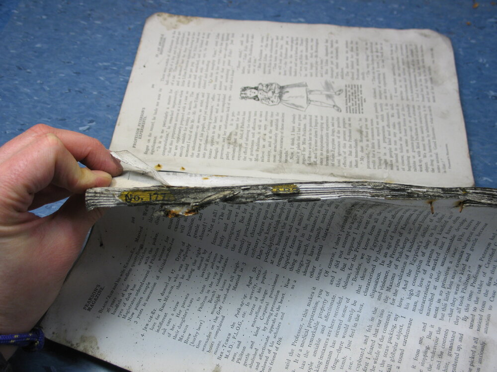Deteriorated binding of Pearson's Magazine