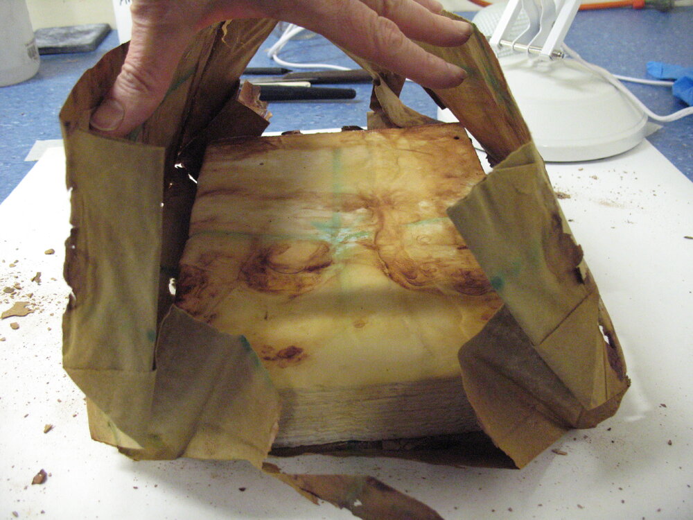 Ream of Aurora Australis paper (001)