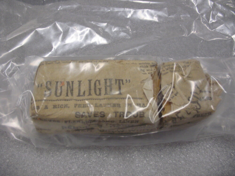 Sunlight' soap conservation (010)