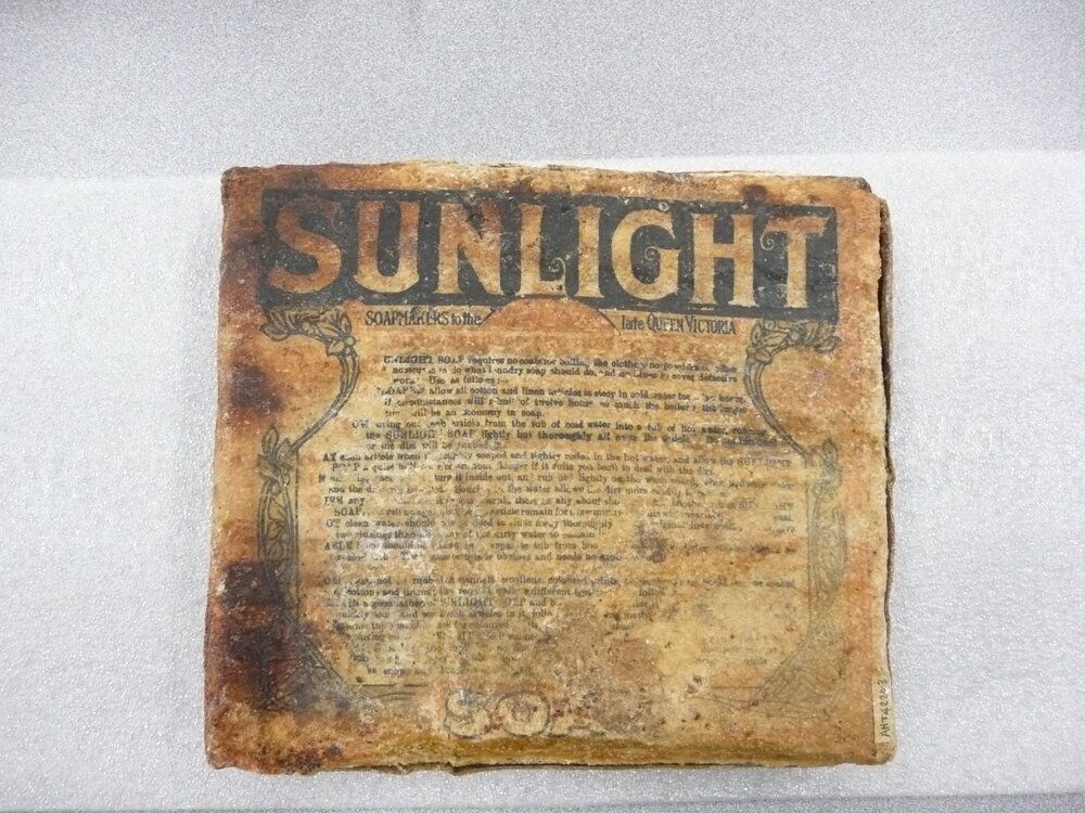 Sunlight' soap conservation (029)