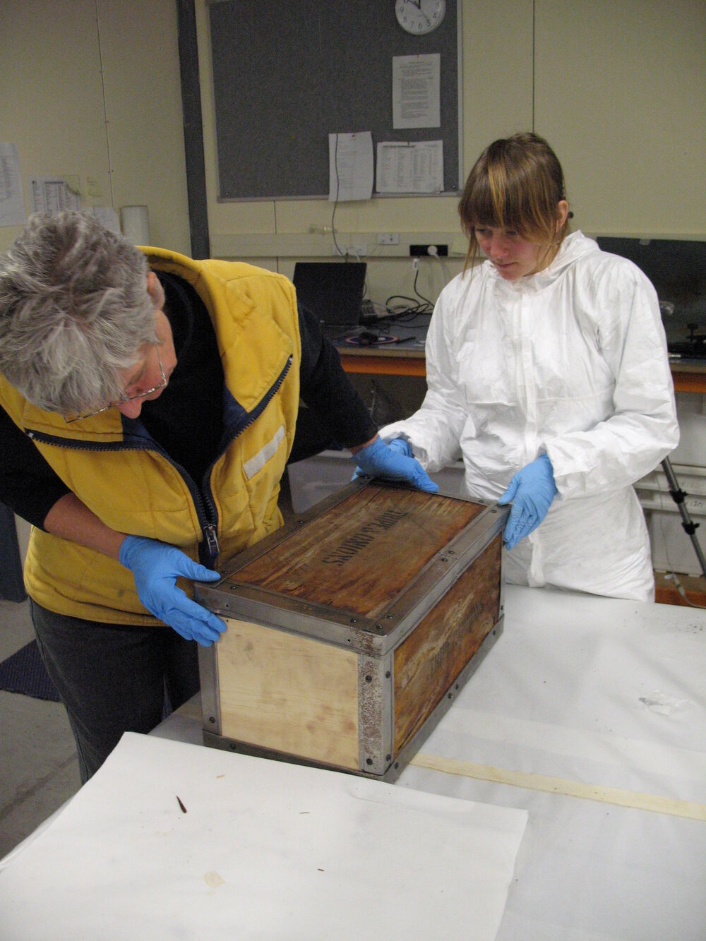 Venesta case packing project (017)