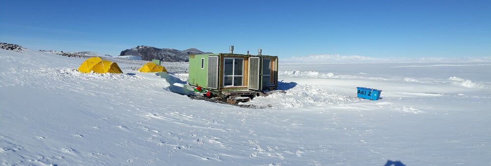 2017-18 Cape Evans field camp