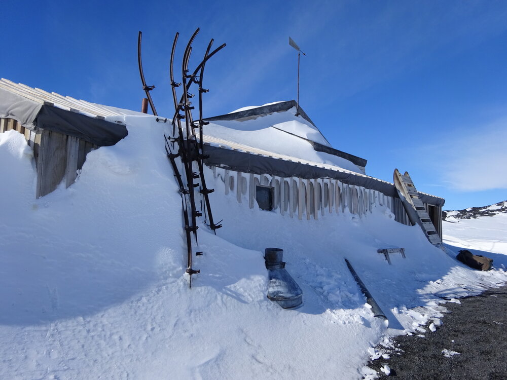 2017-18 Scott's 'Terra Nova hut, snow build-up on West elevation