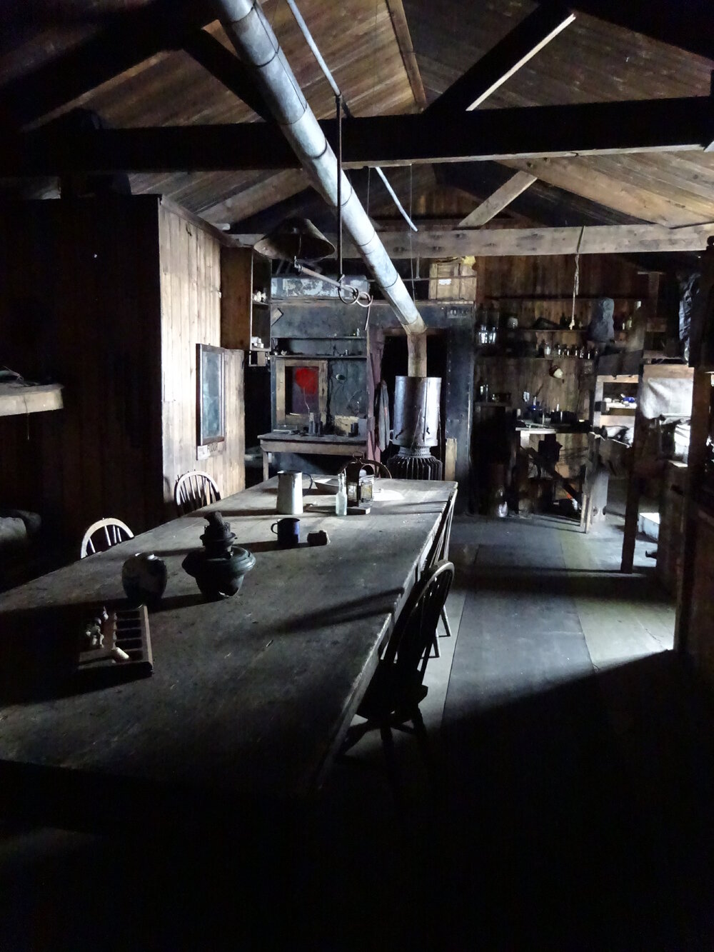 2017-18 Scott's 'Terra Nova' hut, interior, Wardroom looking East
