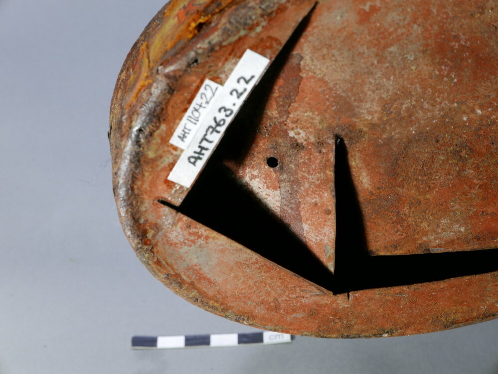 2017-18 Annual artefact monitoring programme, Cape Royds, Kippered Herrings tin (011)