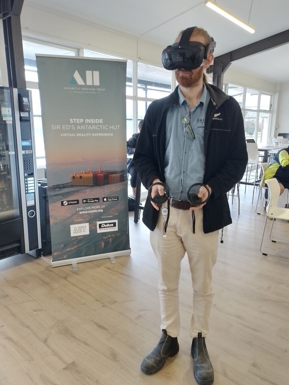 Hillary's Hut VR 2.0 Tour - Dulux Head Office (001)